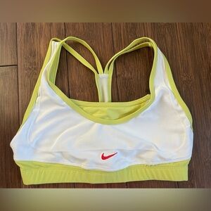 NIKE Sport Bra Top - Size XS (Extra Small)